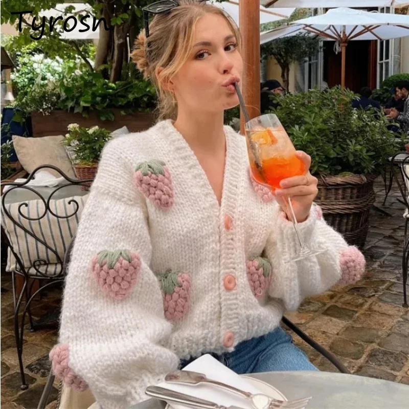 Cardigan Women V-neck Lovely Loose Strawberry Pattern Knitted Sweaters Temperament All-match Long Sleeve Sweet Autumn College