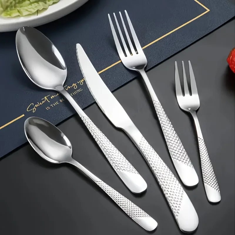 40-Piece Stainless Steel Tableware Set, Advanced Stainless Steel Kitchenware Set, Including Knives, Forks, Spoons and Tableware.