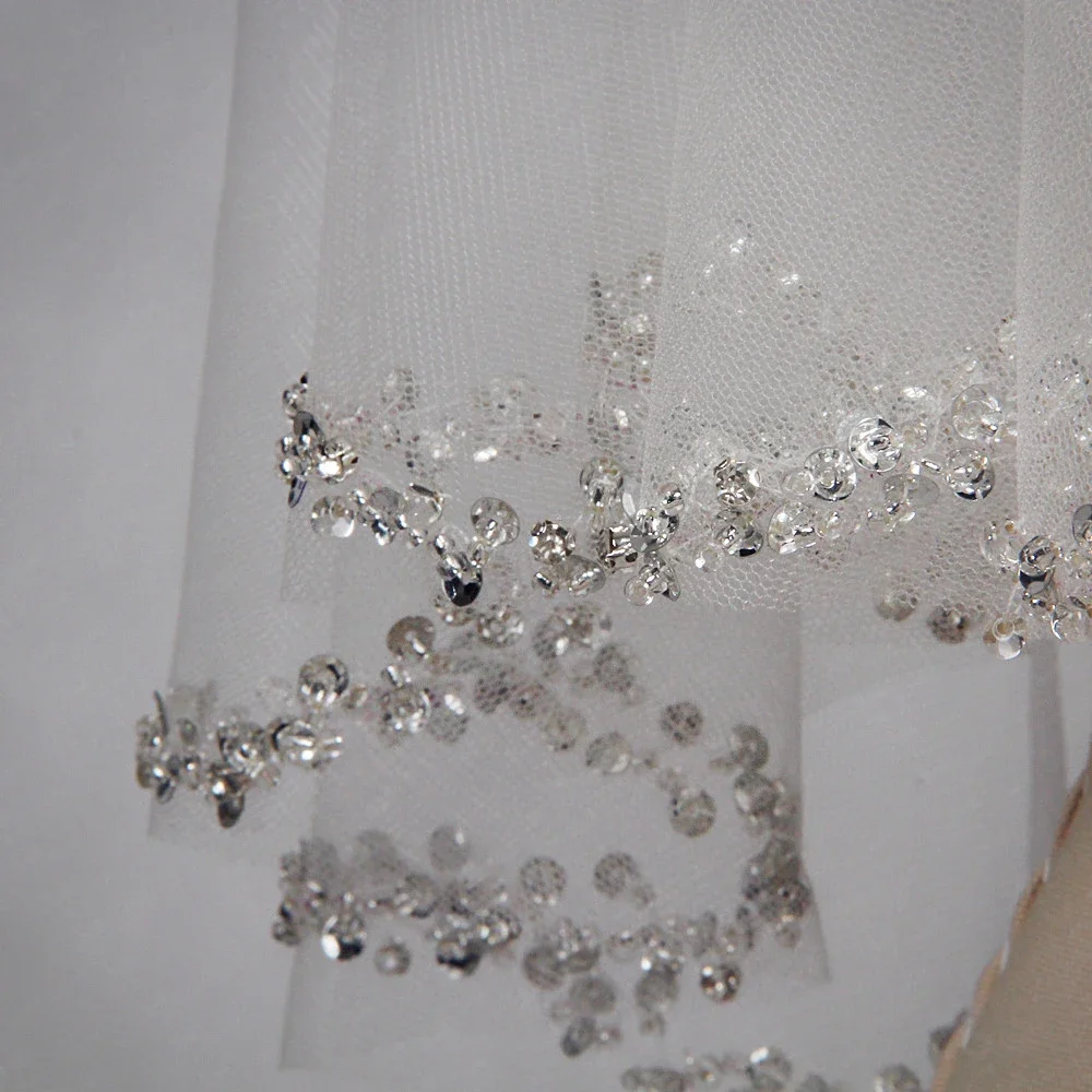 Short Beaded Wedding Veil Two Layer White/Ivory Sequin Tulle 75 CM Length With Comb Beaded Edge Woman Bridal Accessories