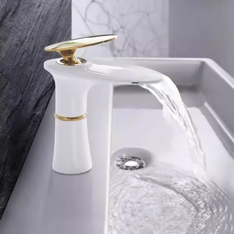 

Cold and Hot Basin Faucet Waterfall Faucet Creative Brass Bathroom Toilet Sink Countertop Home Light Luxury Platinum Color