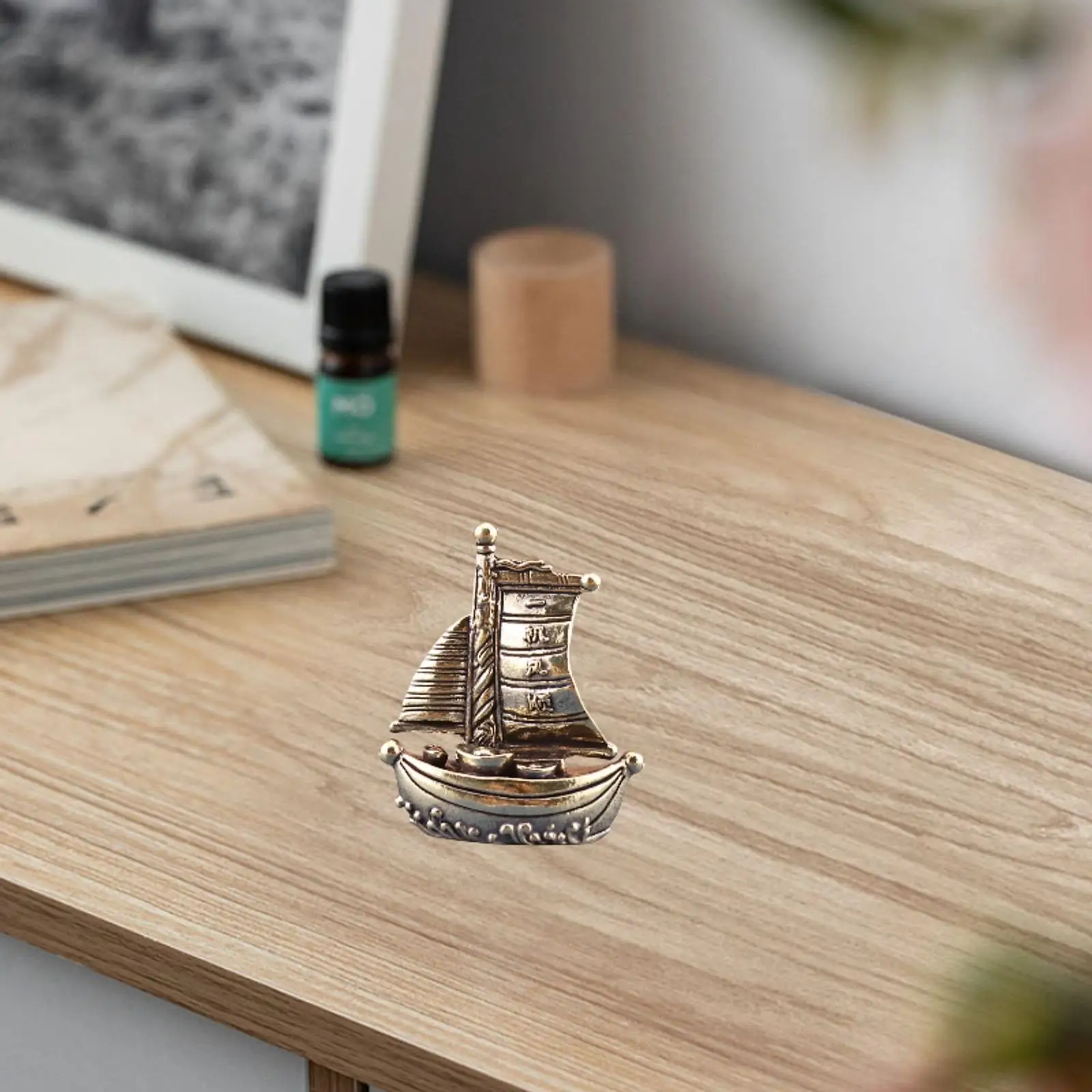 Patung Dekoratif Patung Miniatur Perahu Layar untuk Pintu Masuk Kantor Rak