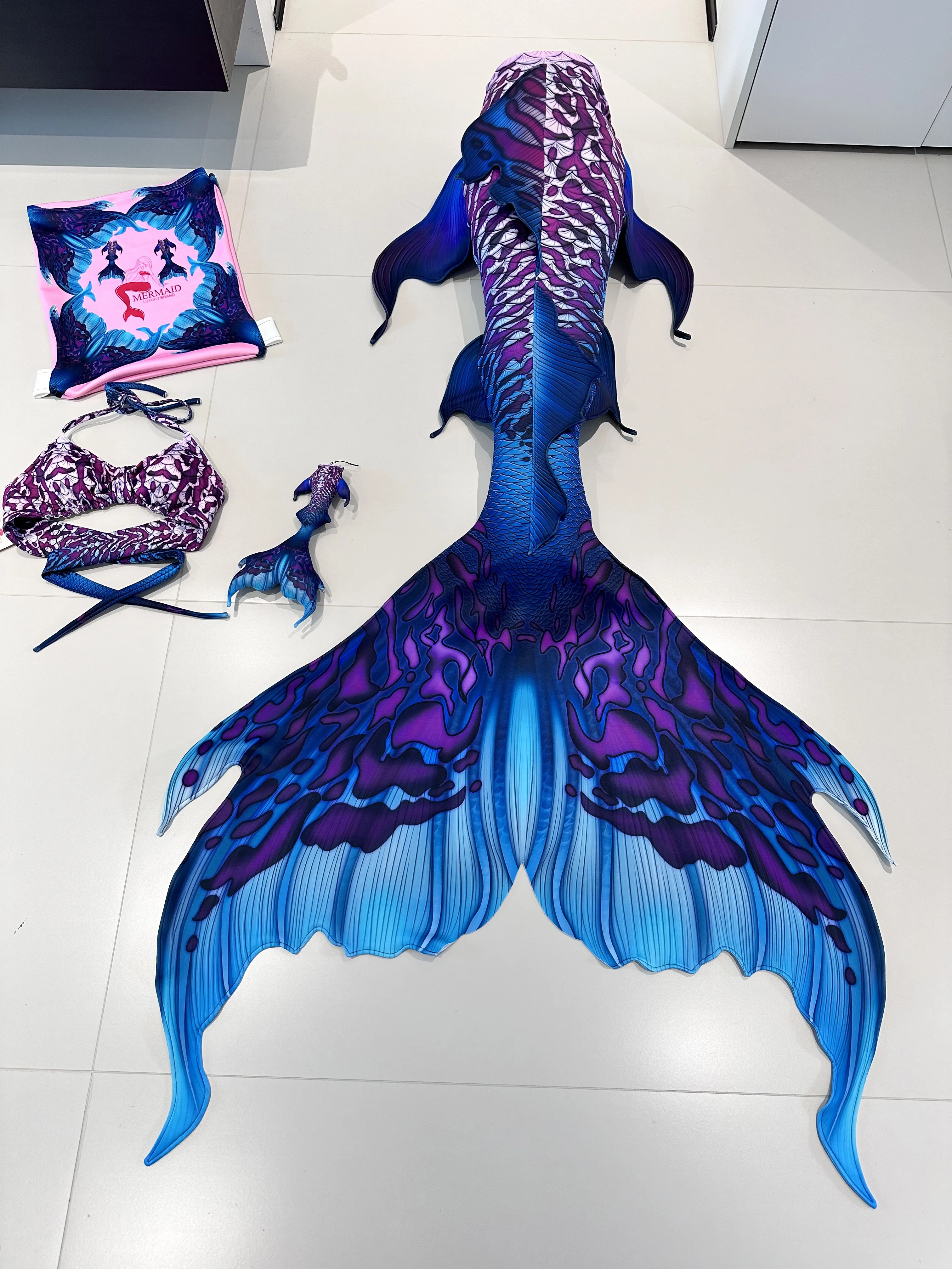 

LUXURE Adult Mermaid Tail Mermaid Aquarium Underwater Performance Swimsuit Tailored Shooting Diving Training Fish Tail