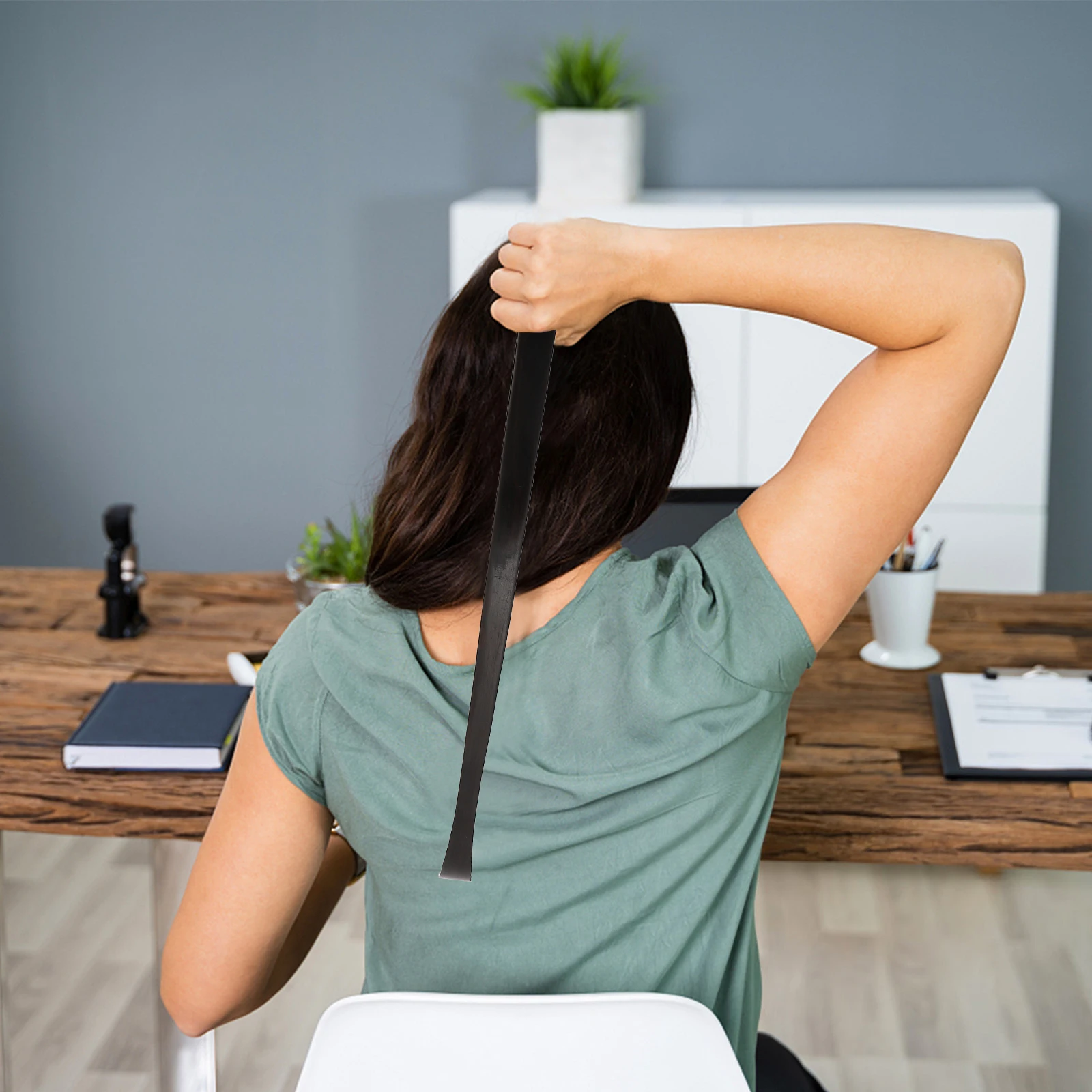 Rückenkratzer aus Ebenholz, robust, hohe Dichte, langer, ausziehbarer Körperkratzer, bequemer Griff, lindert Juckreiz