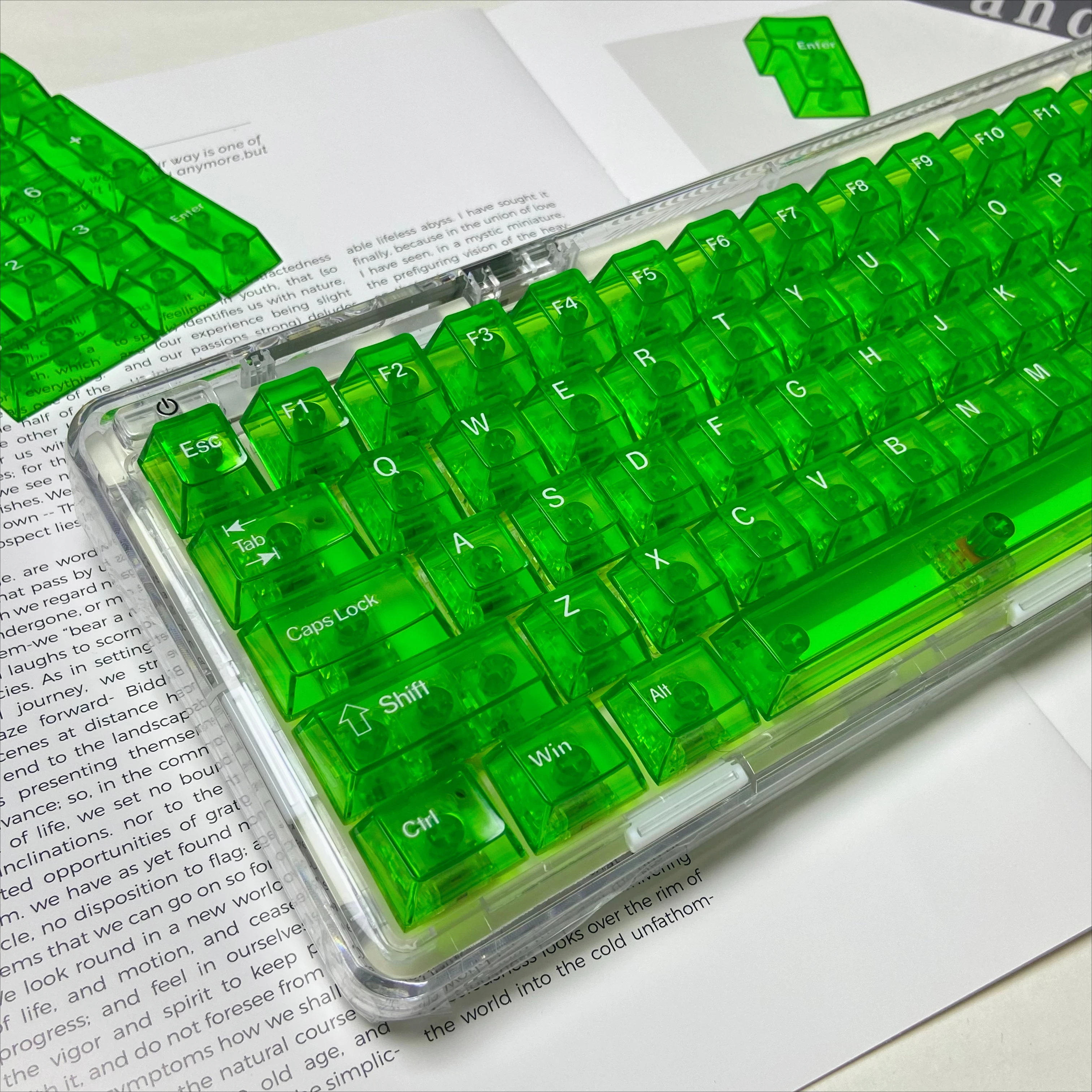 Classic Fully Transparent Keycaps Custom Keyboard PC Ice Cube Cherry Profile Crystal Keycaps for Gaming Mechanical Keyboard