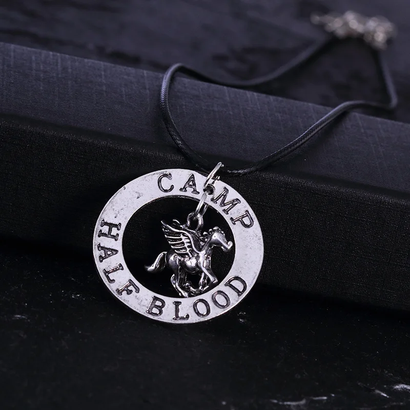 Hot Blood Flying Horse Pendants Necklaces for Men Women Percy Jackson CAMP HALF Necklace Fashion Charm Jewelry Accessories Gifts