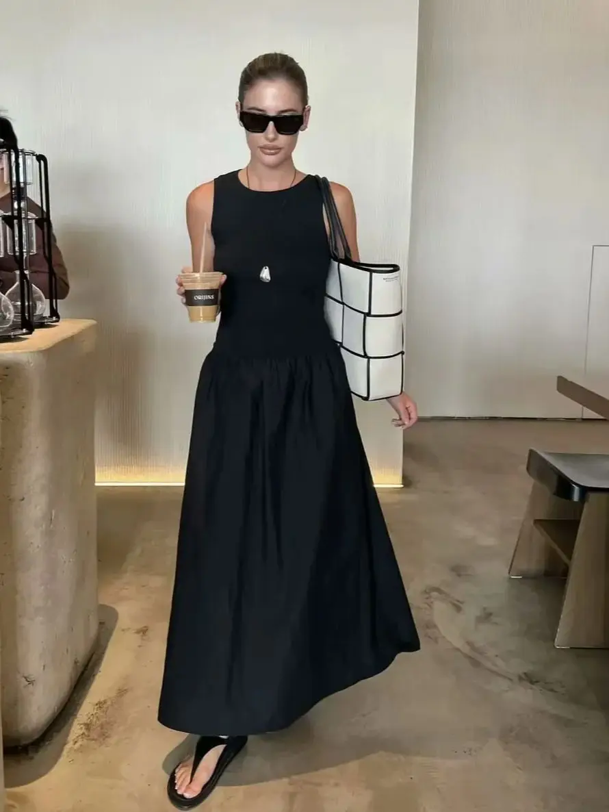 XNWMNZ 2024 Women's Fashion Knit Splicing Midi Dress Women High Street Round Neck Sleeveless Versatile Female Dresses