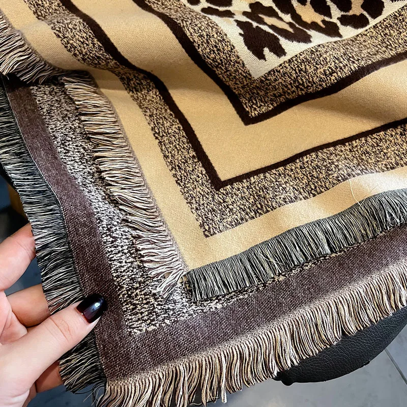 New Retro Leopard Print Fashion Scarf Imitation Cashmere Shawl Thickened Tassel Air-conditioning Blanket Cold Insulation Woman