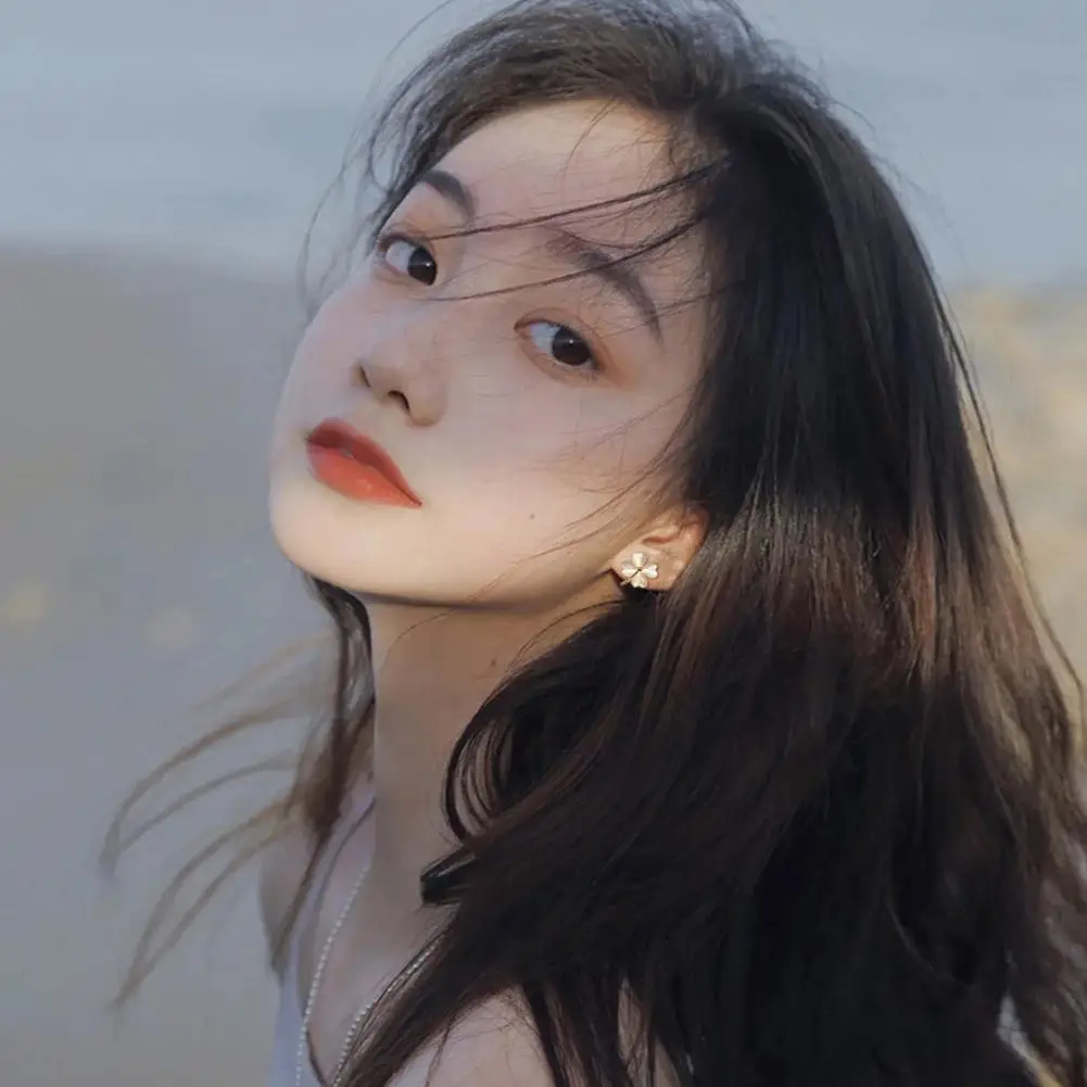 Anting Batu Mata Kucing Semanggi Empat Daun Baru Anting Ceruk Desain Indah Kecil Temperamen Wanita U0R2