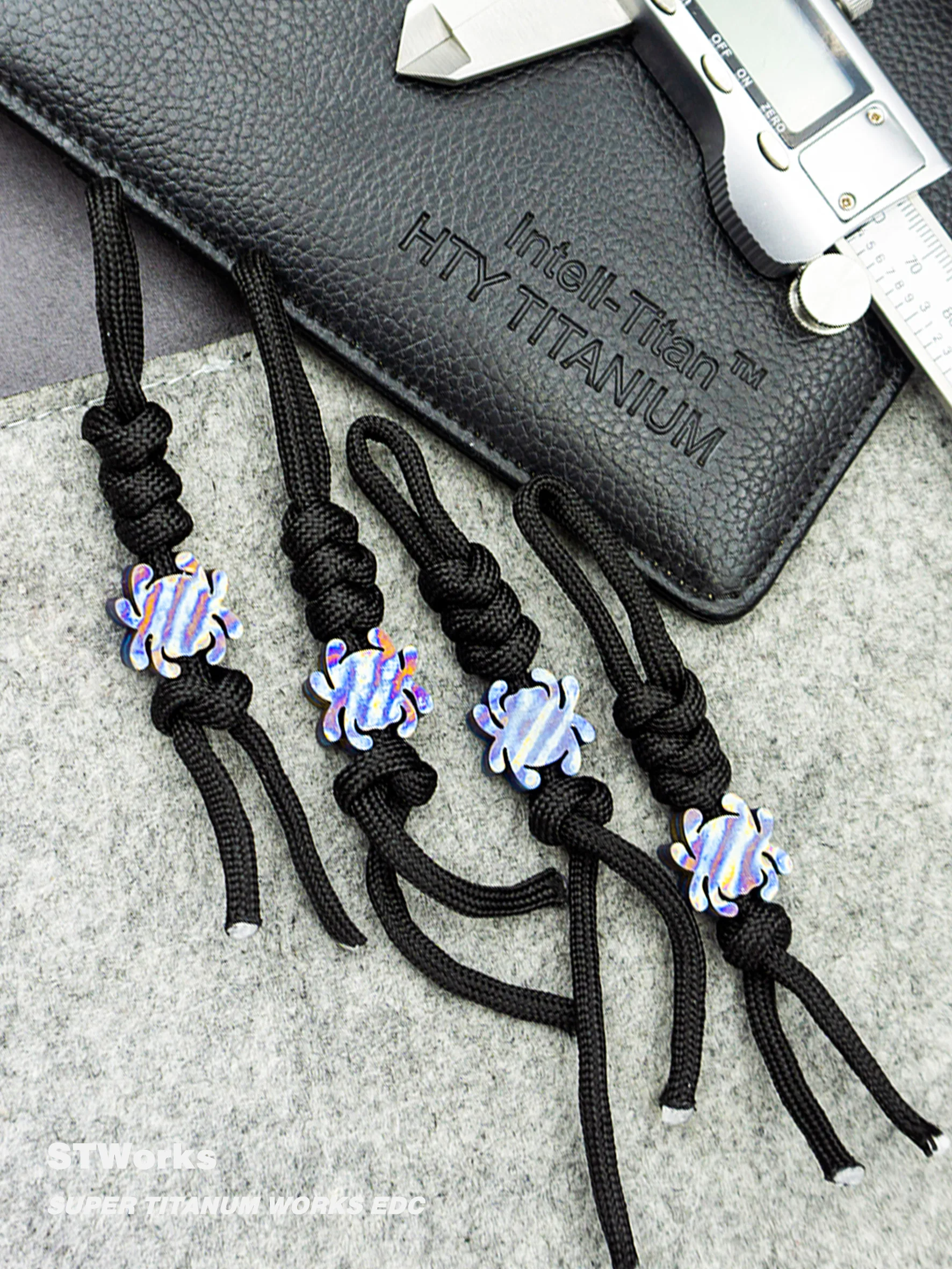 Titanium Alloy Umbrella Pendant, knife Pendant, Mobile Phone Chain Rope Pendant