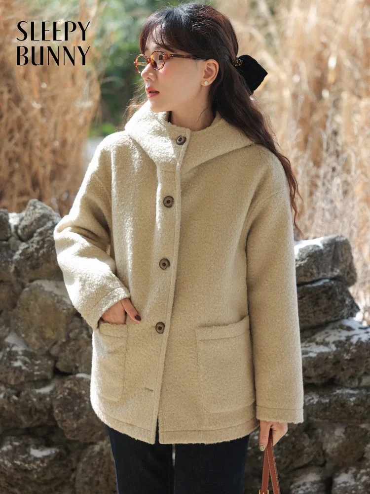 Уютная милая куртка с капюшоном, теплое короткое плюшевое пальто для женщин, повседневная облегающая зимняя верхняя одежда с однобортным дизайном на пуговицах