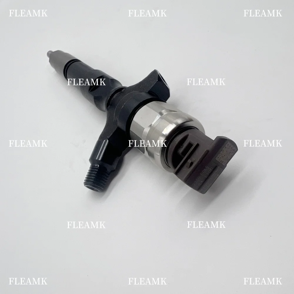 Diesel Common Rail Injector 095000-5880 23670-39095 095000-5881 23670-39096 23670-30050 for Toyota 2KD Toyota Hilux Vig 2KD