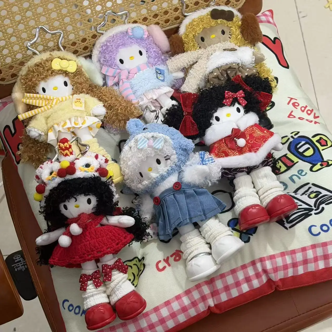 

Длинноногие наушники Hello Kitty на осень/зиму, брелок KT, мультяшная кукла, орнамент, подарок для фанатов