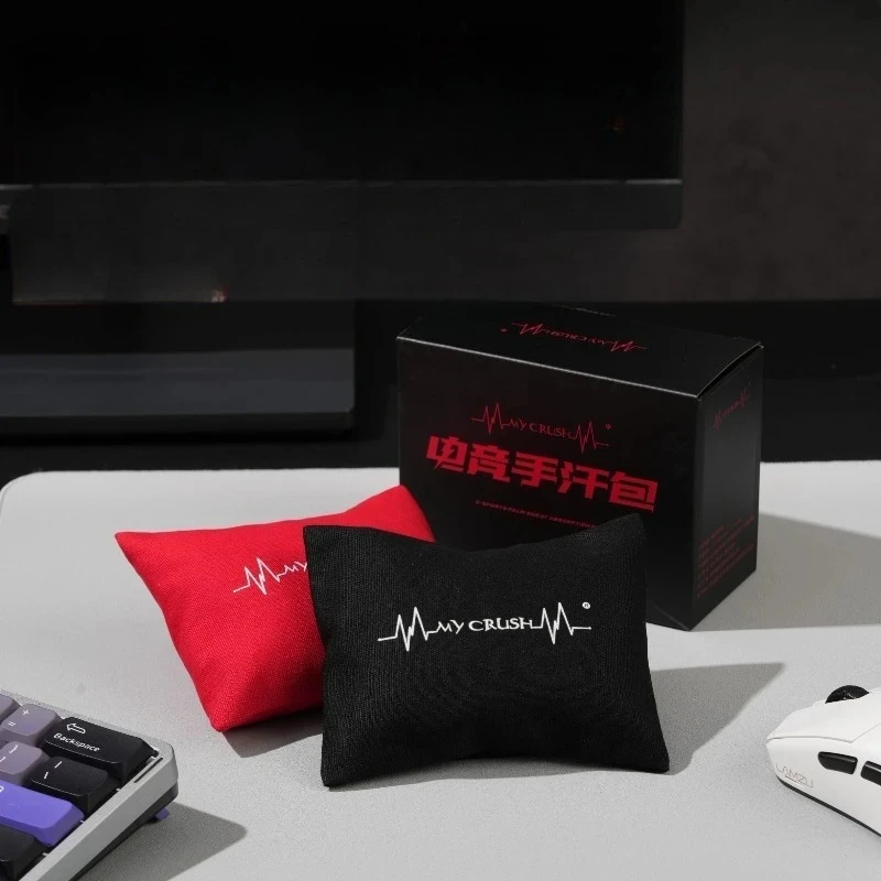 FPS/MOBA Sweat Absorbing Bag Speed Drying Sweat Absorption Red Temperature Decompression Professional Level Game Accessories