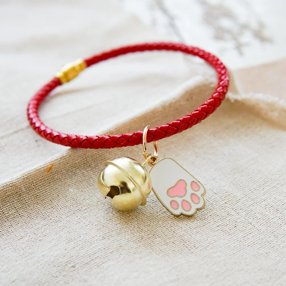 Collar de cuero con campana para mascotas pequeñas: gatos y perros - imagen 2