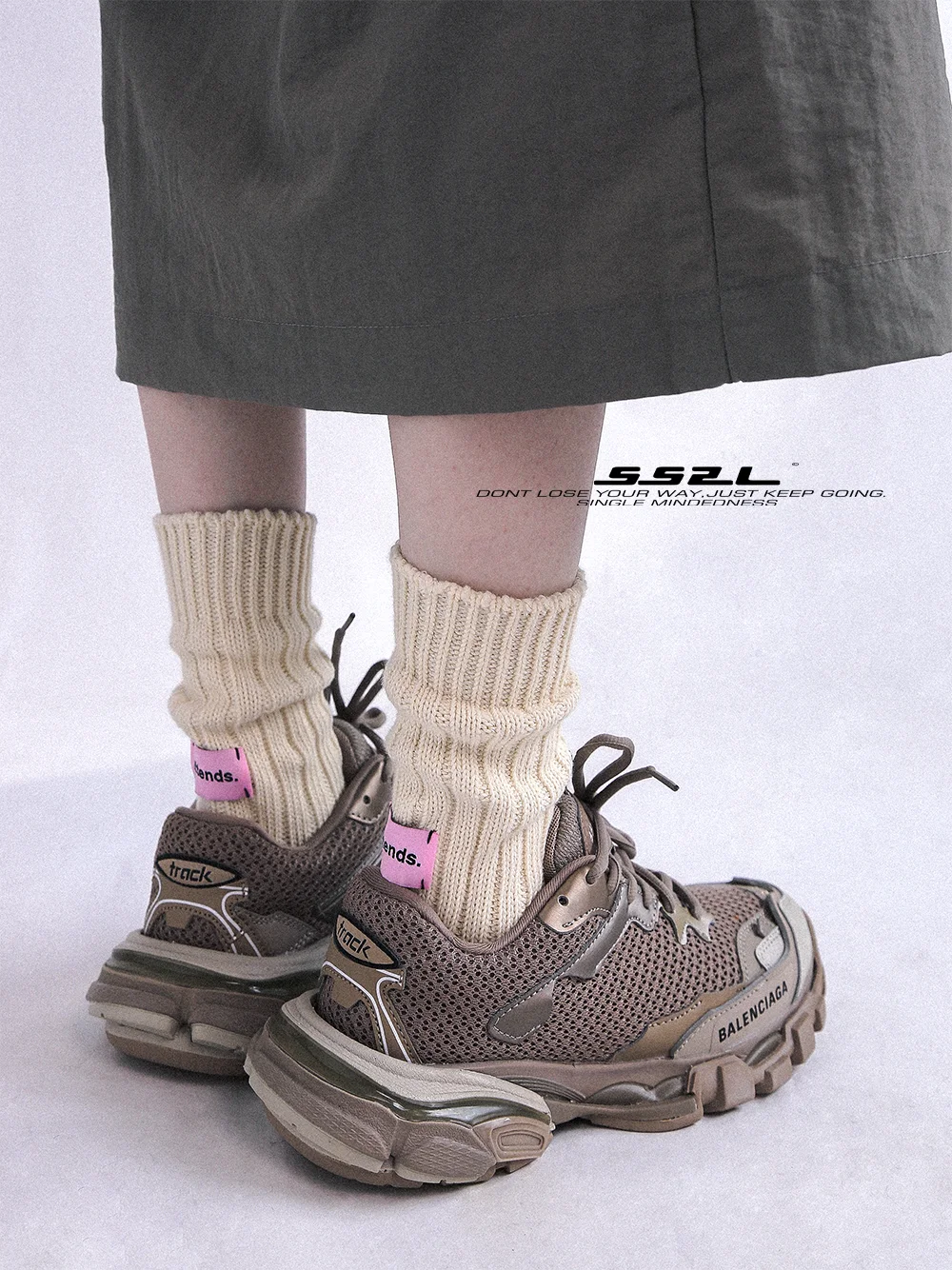 Mid-Calf Length Socks Cotton Solid Color Retro Pink Label Thick Knitted for Men and Women Same Style Four Seasons Universal 2Pcs