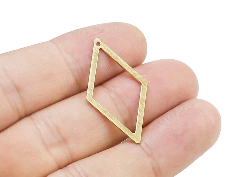 

20pcs Textured Rhombus Earring Charms, Geometric Brass Findings, 33.2x18.6x0.9mm, Necklace Pendant, Jewelry Making R2461