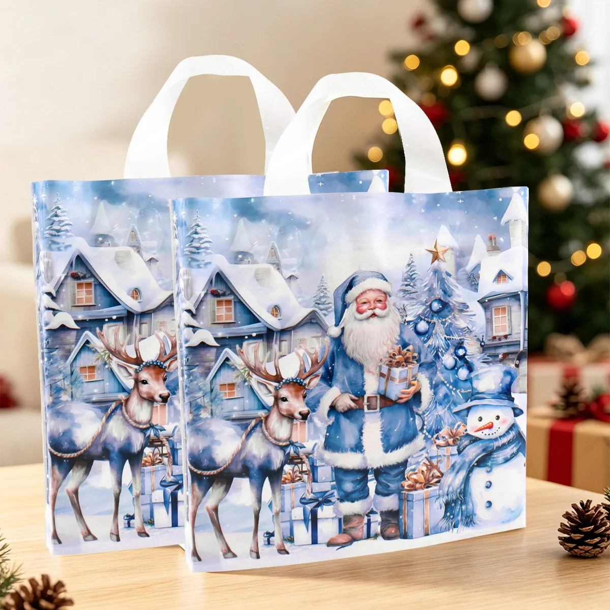 6/12 Stück blaue Weihnachtsgeschenktüten mit Aquarell-Weihnachtsmann-Aufdruck, Winterwunderland-Thema, Süßigkeitentüten für Weihnachtsdekoration – Detail 4