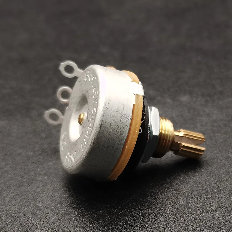2Pcs Pure Brass Shaft Guitar Pots Log A or Linear 250K/500K Brass Shaft Volume Tone Potentiometers for Electric Guitars