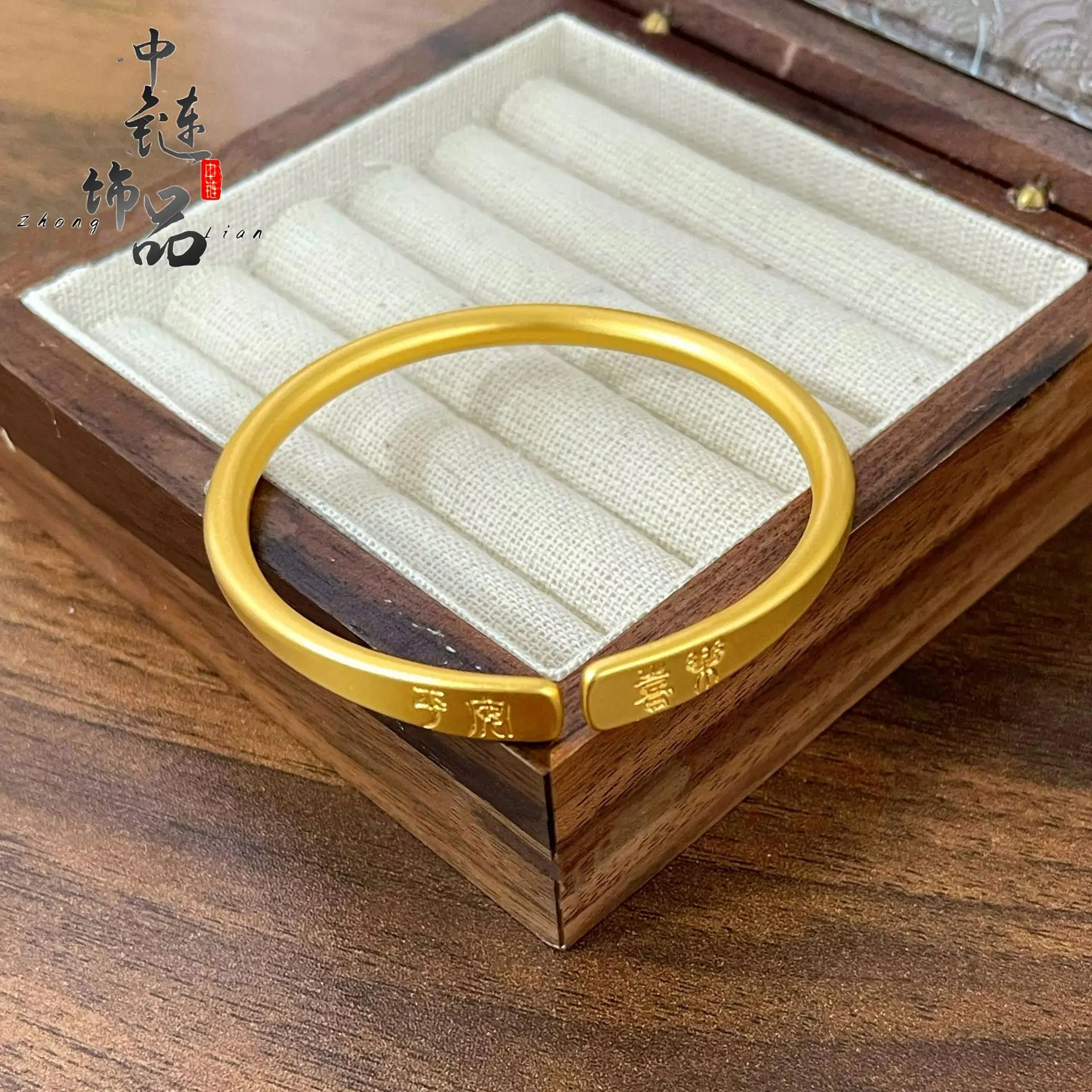 9999 gold high-purity color-retaining ancient-style peaceful and joyful open-ended bracelet, national trend retro style