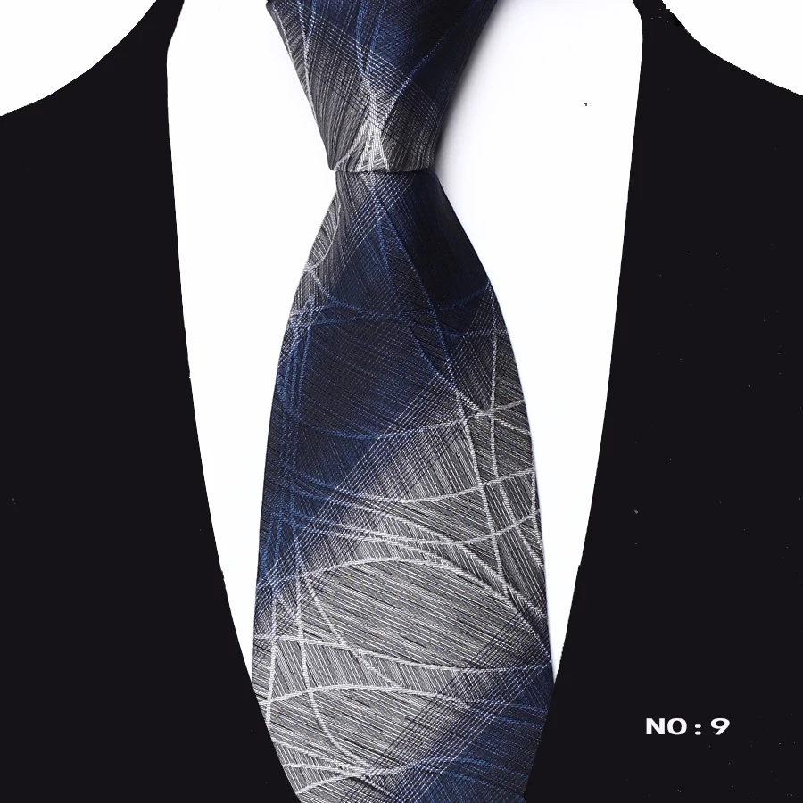 handcrafted-gradient-grey-business-tie-10cm-wide-for-office-work-camol-keionck-fashionable-color-stripe-patterned-necktie