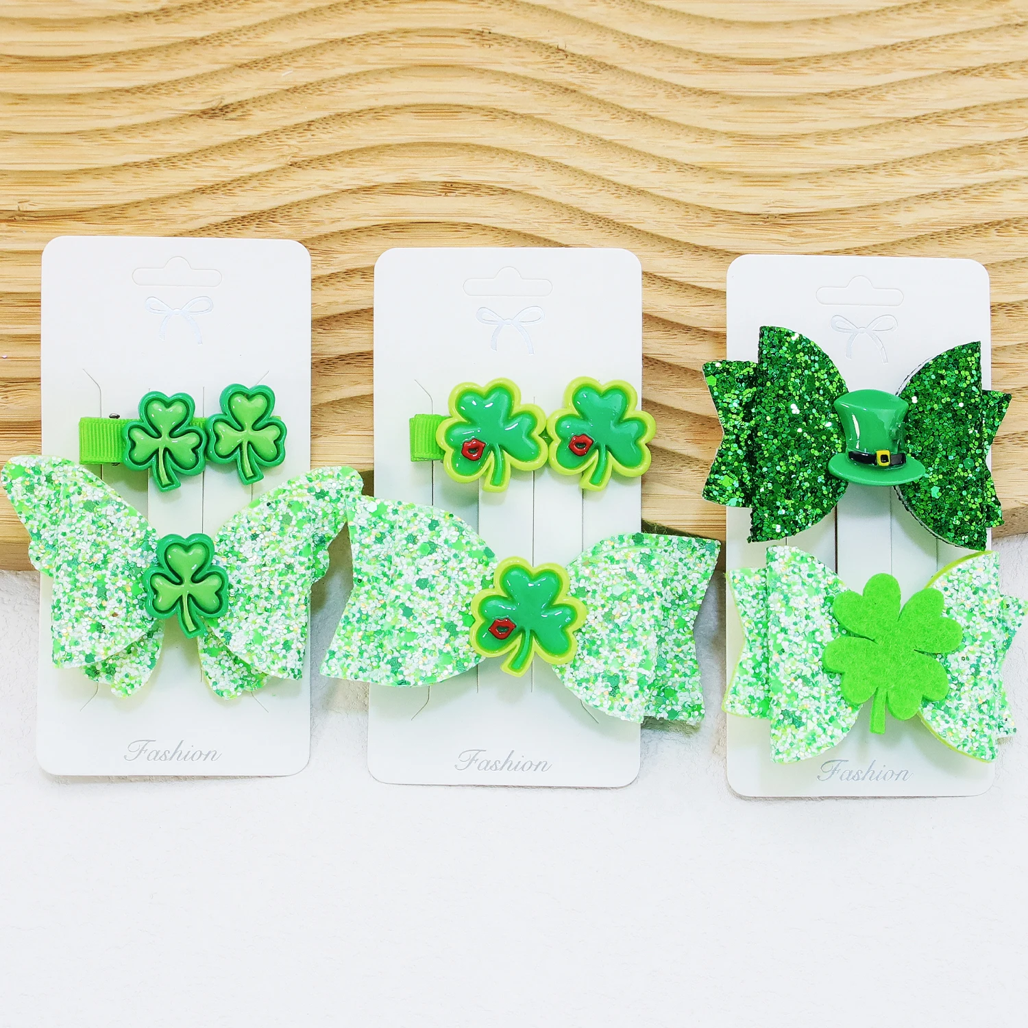 2pcs/set Girls Saint Patrick\'s Day Hair Bows Kids Hair Clips Green Bows Barrettes Clips Glitter Bows Party Hair Accessories