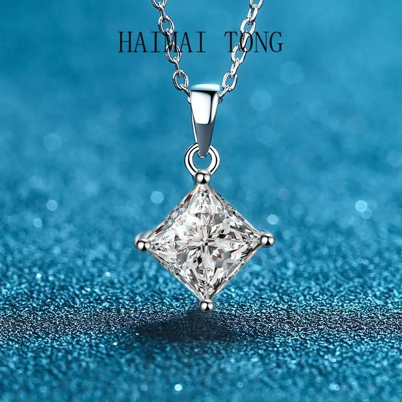 

HAIMATONG PT950 Platinum Simple Four Claw Pendant 1 Carat 2 Carat Princess Square Shaped Moissand Diamond Necklace