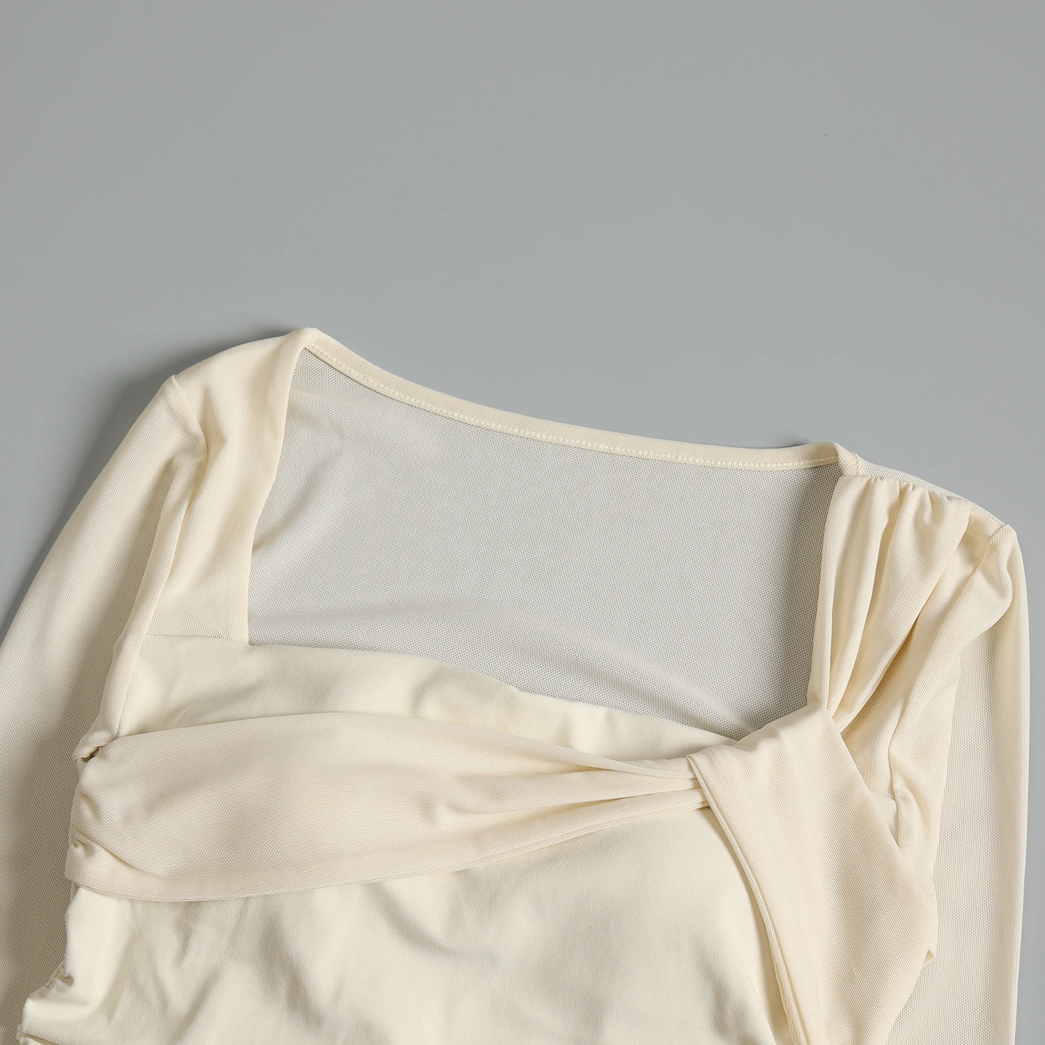 

Одежда для йоги с нагрудными подушечками, осенние утягивающие спортивные топы с длинными рукавами для женщин, профессиональный бег, тренировка пилатеса и