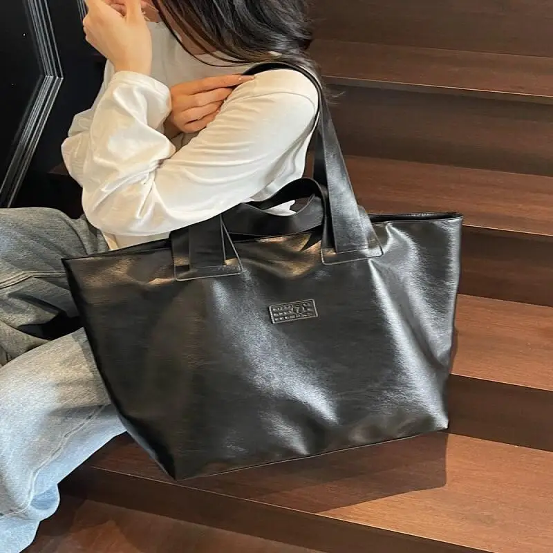 

Large Capacity Women's Fashionable Travel Luggage Bag - Neutral Vacation Luggage, Crossbody Bag, Handbag, Shoulder Bag