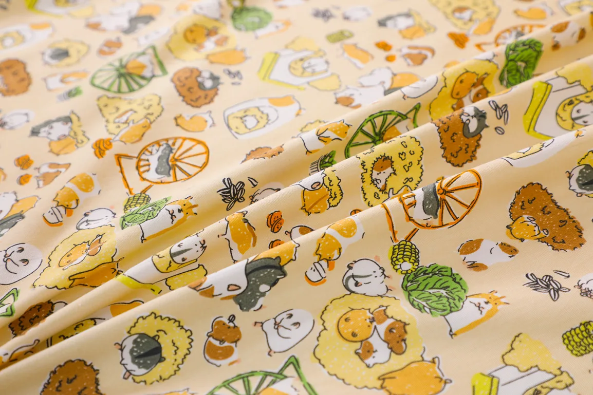 Guinea Pig Paradise Print Cotton Fabric for Sewing, Patchwork Cloth, Quilting Scrapbook, Tecido DIY, Handmade Material