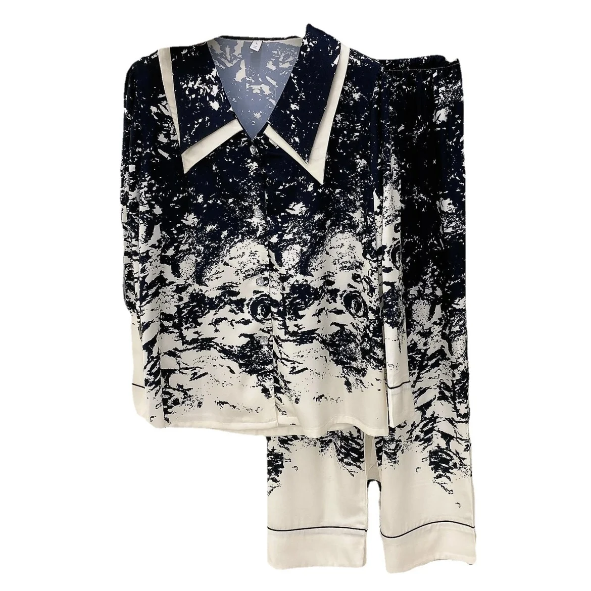 2025 New Original French Retro Elegant Sweet Lady Long-sleeved Pajamas Lapel Long-sleeved Black Ice Silk Loungewear Set