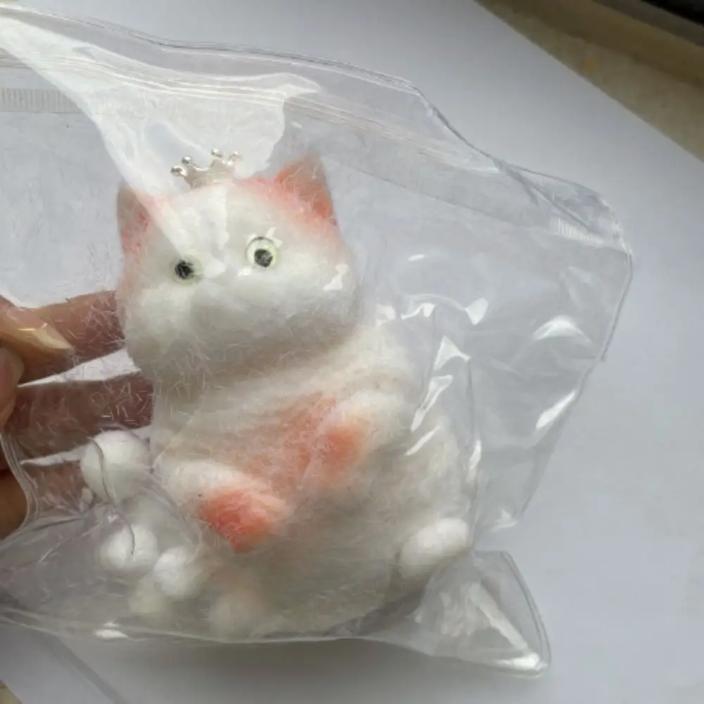 

Novelty Slow Rebound Cat Doll Squeeze Toy Animal Colorful Simulation Cat Squeeze Toys Mini Cartoon Cat Fidget Toy for Kids