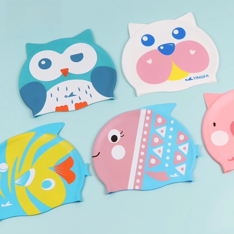 

Удобная эластичная силиконовая шапочка для плавания для детей с принтом, водонепроницаемая, для защиты волос, для тренировок по плаванию для мальчиков