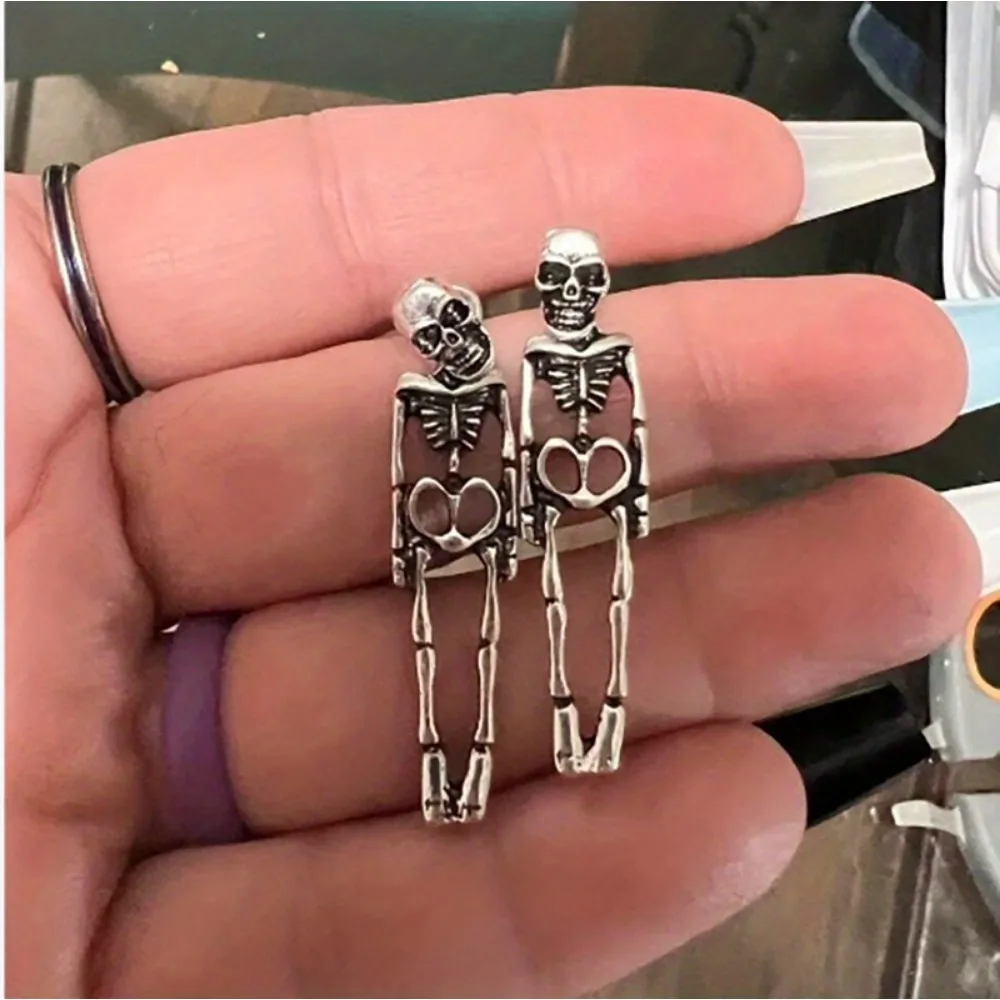1pair Girl\'s Halloween Silvery Skeleton Design Dangle Earrings, Retro Goth Style Jewelry