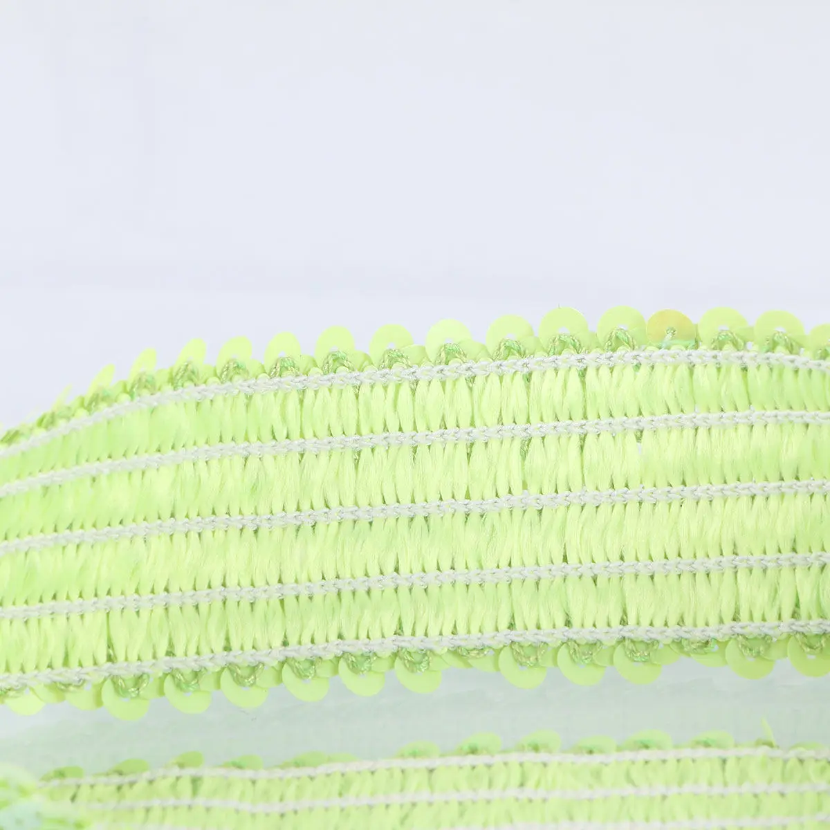 

1Pcs Sports Headband Elastic Sequin Hairband Bright Glitter Yellow Green Stylish Photo Prop for Women Girls Birthday Party