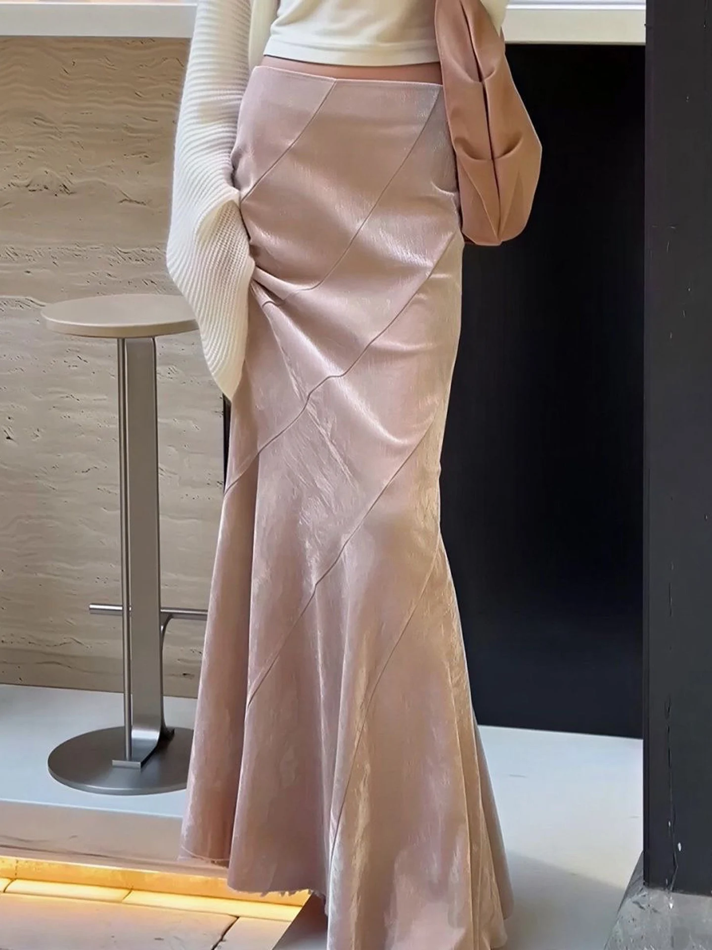 Fashionable Korean Style Fish Tail Half Skirt for Women in Pink Purple Color Slimming Design Autumn Winter New Arrival Versat...