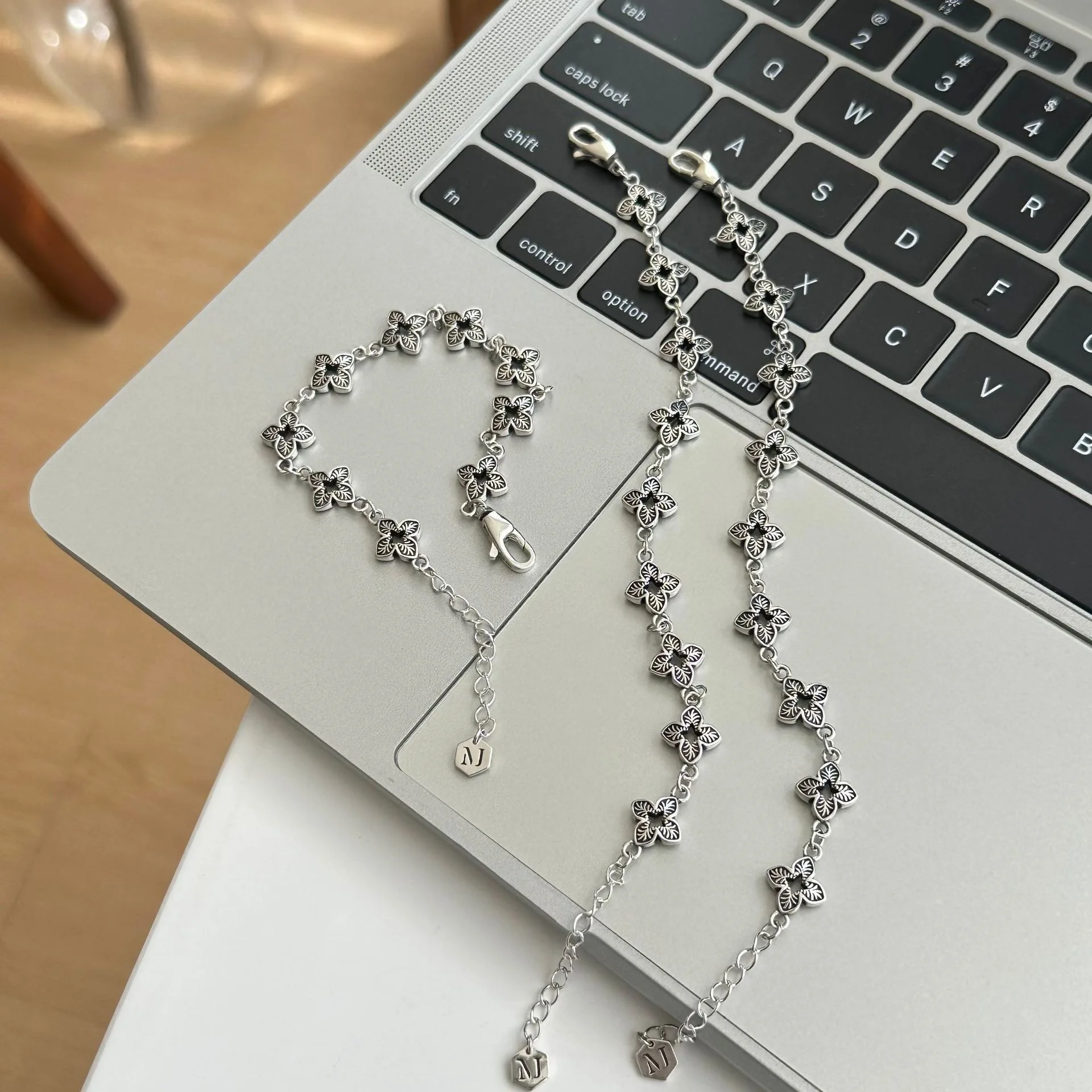 925 فضة أساور للنساء الرجال سلسلة اكسسوارات الاتجاه خمر بسيطة الرجعية سلسلة FlowerPendant مجوهرات الحفلات هدية