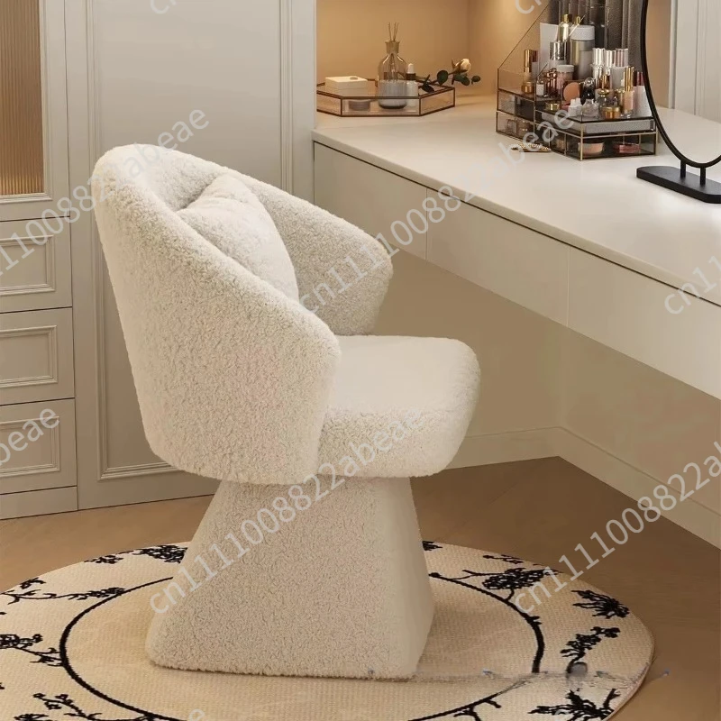 Modern Rotatable Makeup Stool Princess Light Luxury Nail Salon Reception Chair For Girls' Bedroom Dressing Table Chair For