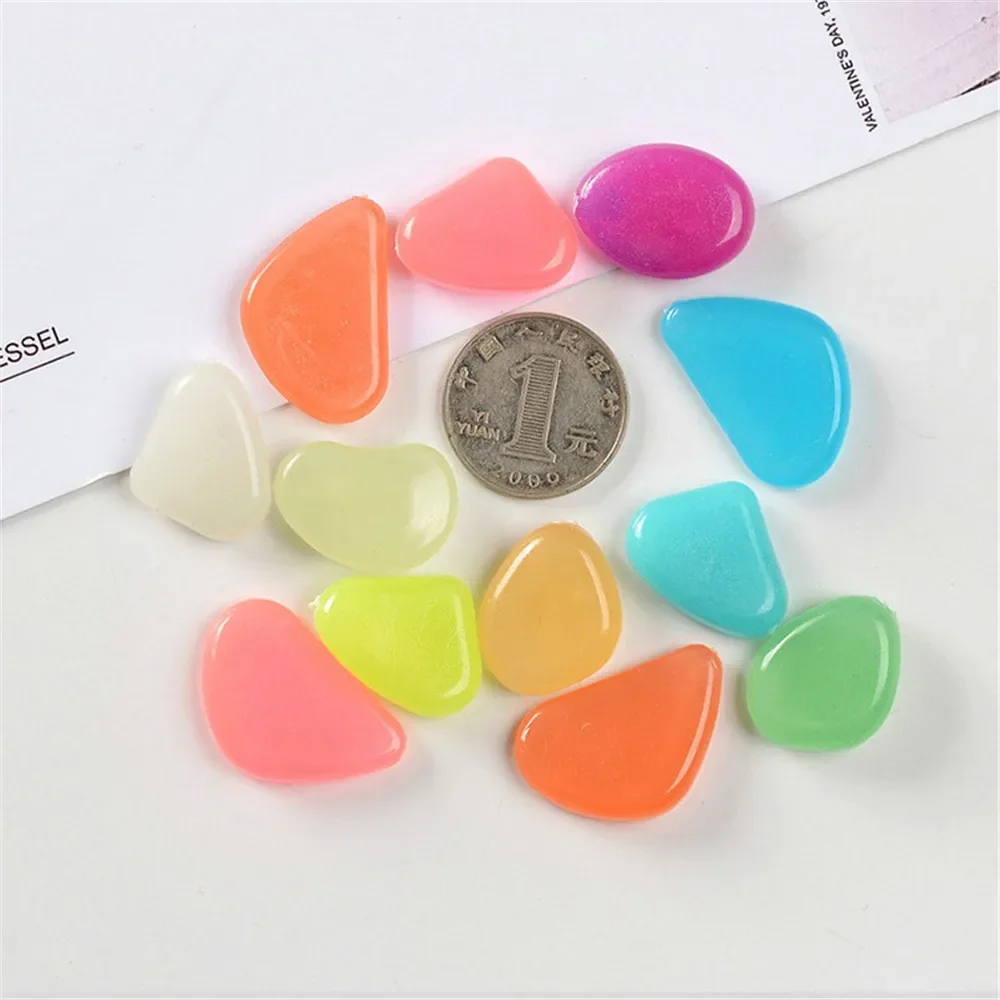 50pcs/pack Luminous Pebbles Stones for Fish Tank Decoration Resin Glow In The Dark Stones Fish Tank Aquarium Decorations