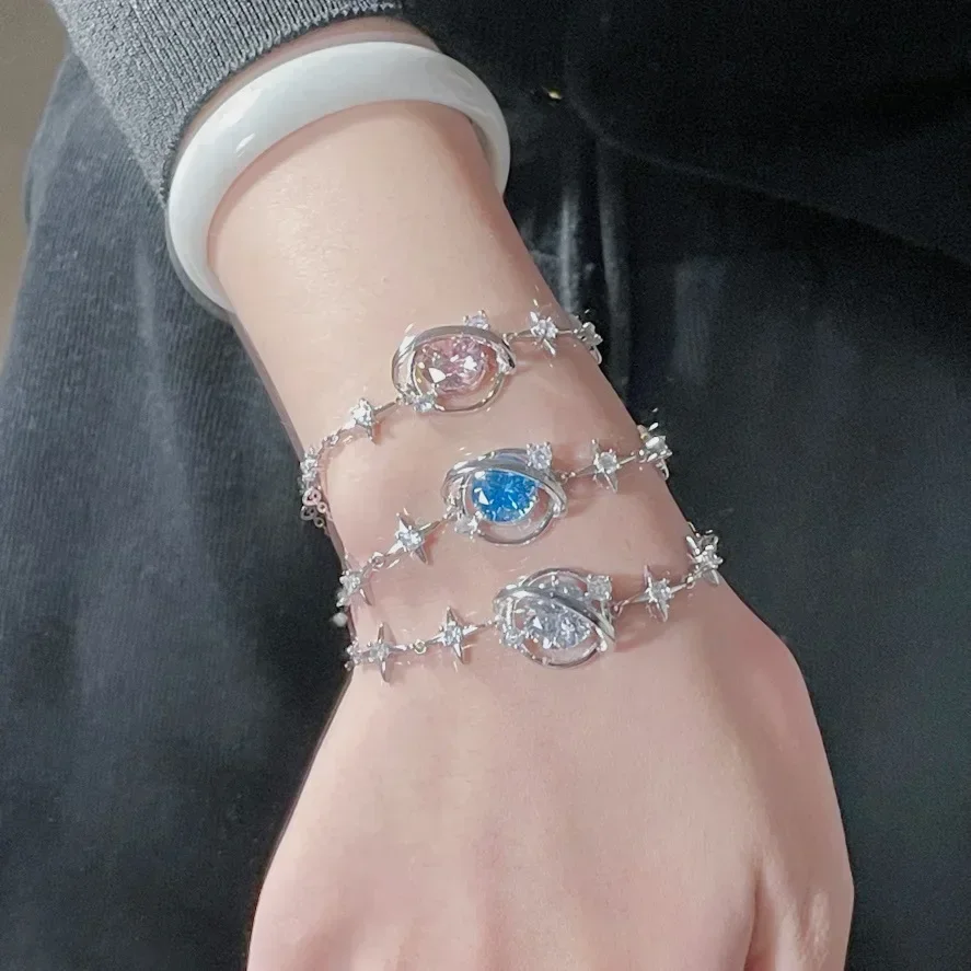 

MDL Moissa!ite Style Original Europe And The United States Saturn New Burst Flash Star Chain 18K Plated Personalized Niche