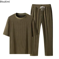 2024 neue Herren Sommer Casual Sets Mode solide gestreifte O-Ausschnitt Kurzarm T-Shirt und Hosen Sporta nzug Mann Eis Seide Trainings anzug