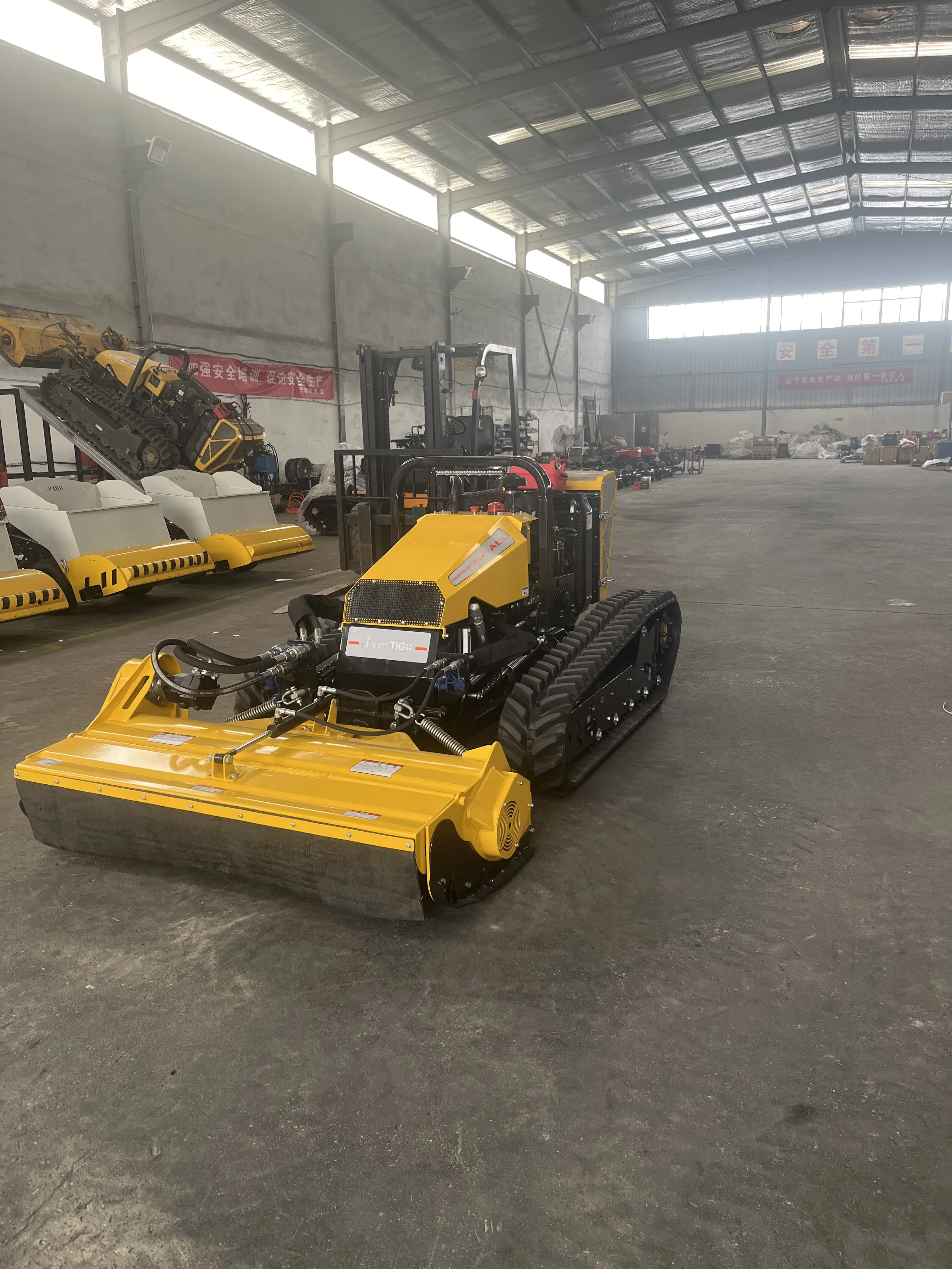 Remote Control Grass Cutter 0 Turn Lawn Mower Attachment