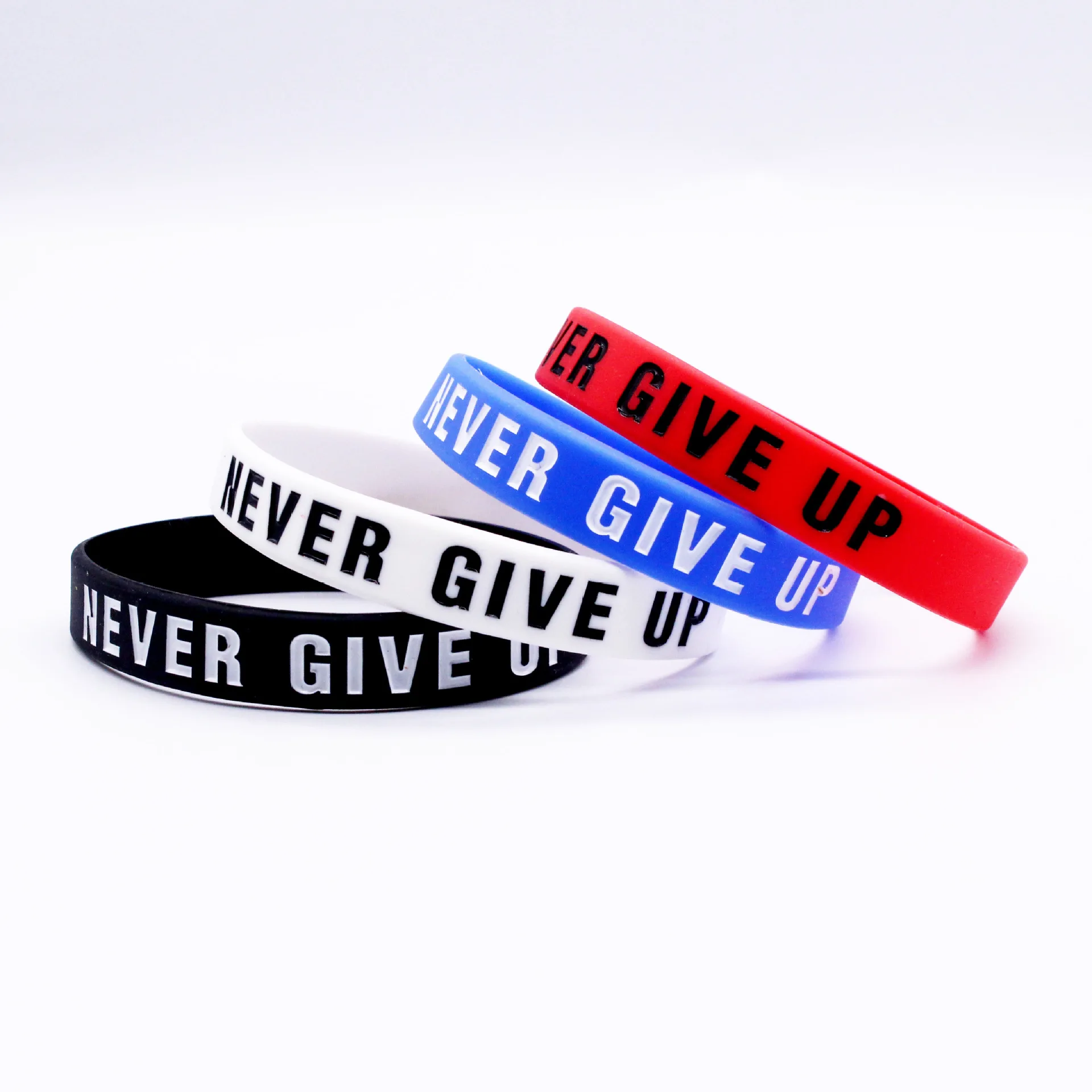 4Pcs Never Give Up Inspirational Fashion Sport Silicone Wristband Rubber Bracelet Festival Gifts And Accessories For Men Women