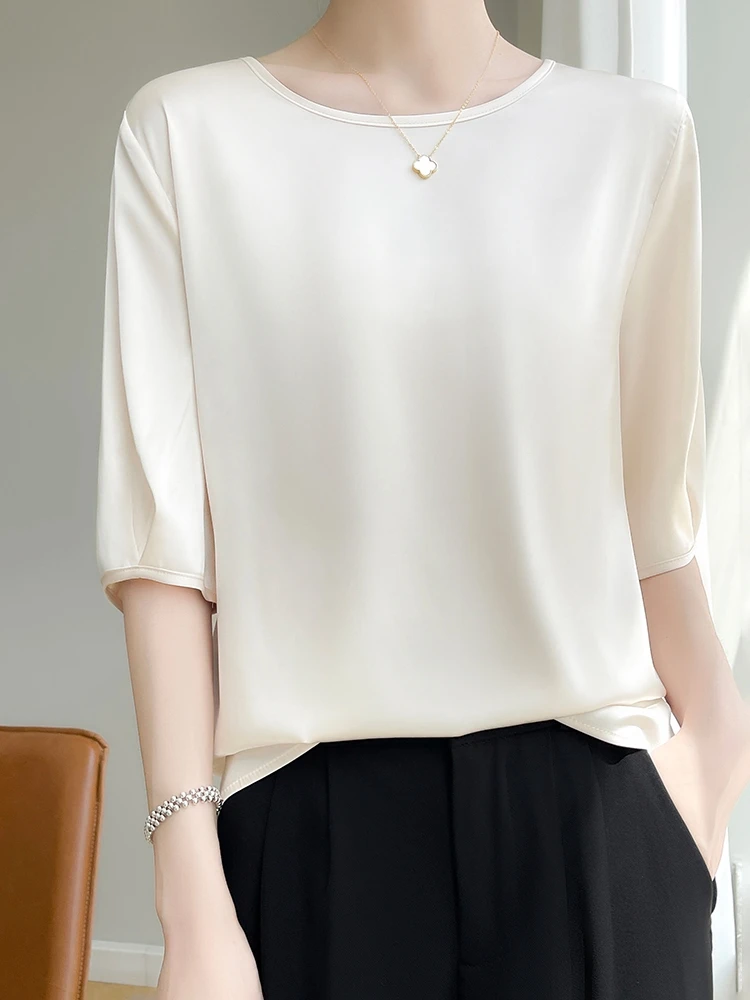 シルクサテンルーズフィットミッドスヴェオルトスヴェ女性のTシャツラウンドネ夏涼感薄手素材韓国Sleトップ