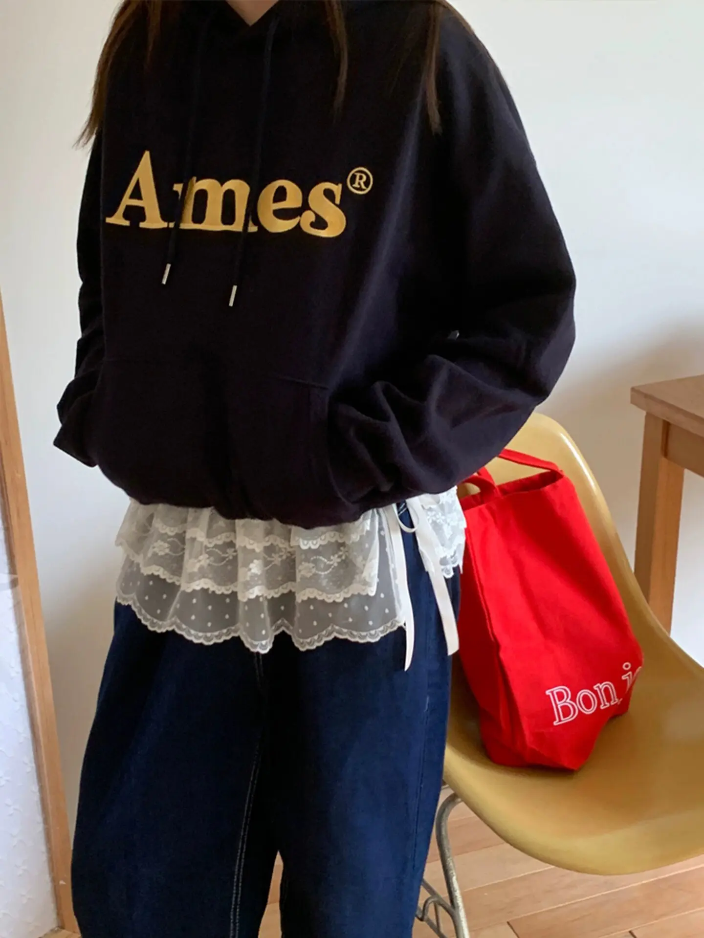 

Белая кружевная занавеска для ягодиц, женские многослойные высококачественные сенсации, новинка 2025, рабочая одежда, брюки, джинсовые юбки, балетные юбки, но...