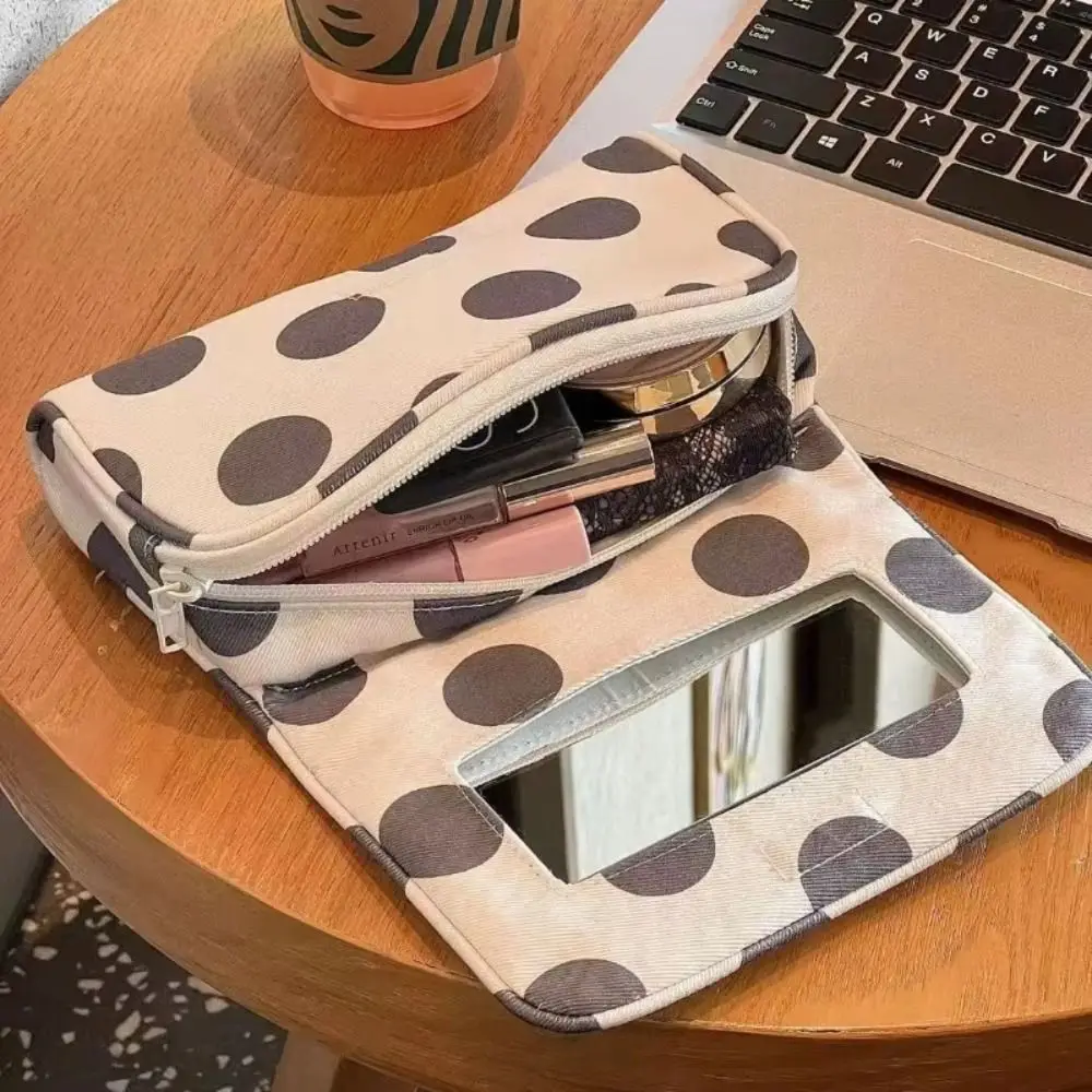 Polyester Cosmetic Bag Flap Closure Polka Dot Pattern Square Makeup Pouch Twill Texture Multi Compartment Makeup Organizer Bag