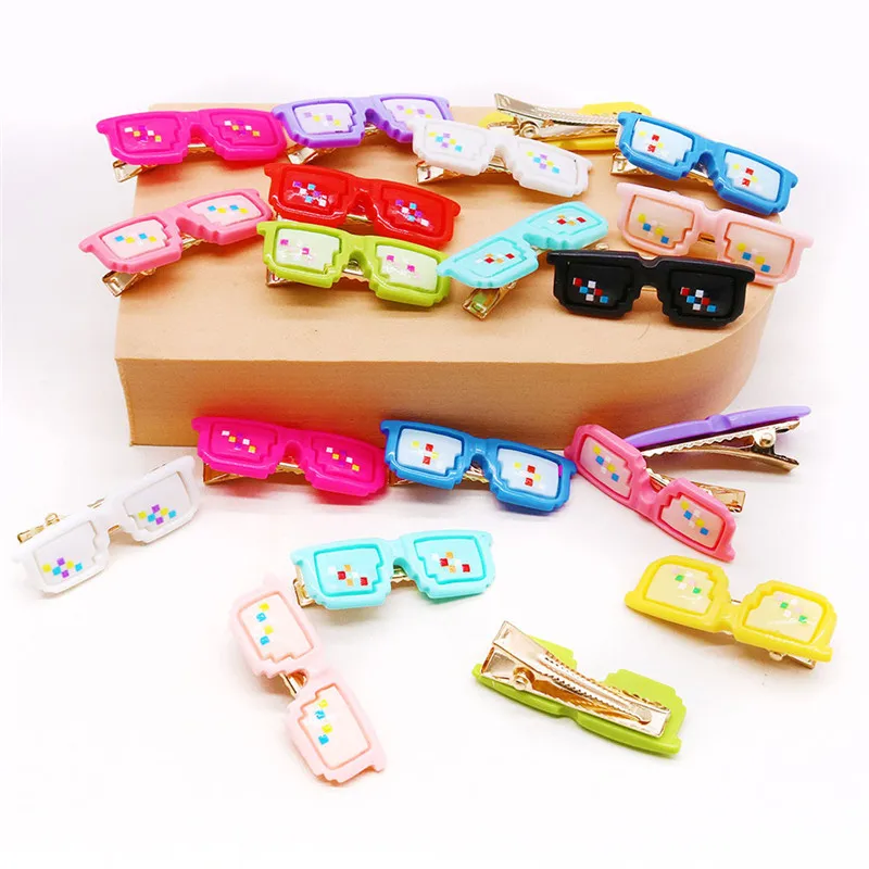 New Dog Hair Clip Fashion Sunglasses Shaped Hair Clip for Small Dogs and Cats Pet Grooming Accessories Puppy Bows Pet Supplies