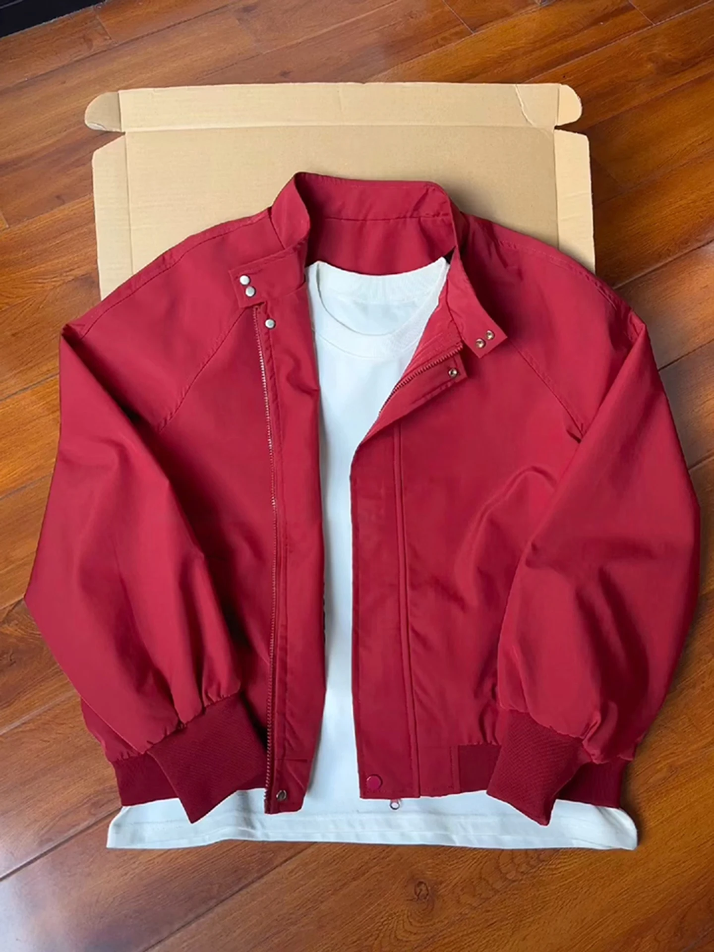 

Красная американская куртка-пилот для мужчин с коротким воротником, осенняя, приталенная, в стиле Харингтон, ветрозащитная, молодежная, модная