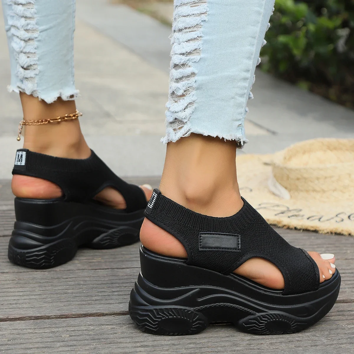 Sandal Wedge wanita 2024 hak musim panas elastis kain penutup kaki sandal wanita bersol tebal kasual modis sepatu sandal Platform