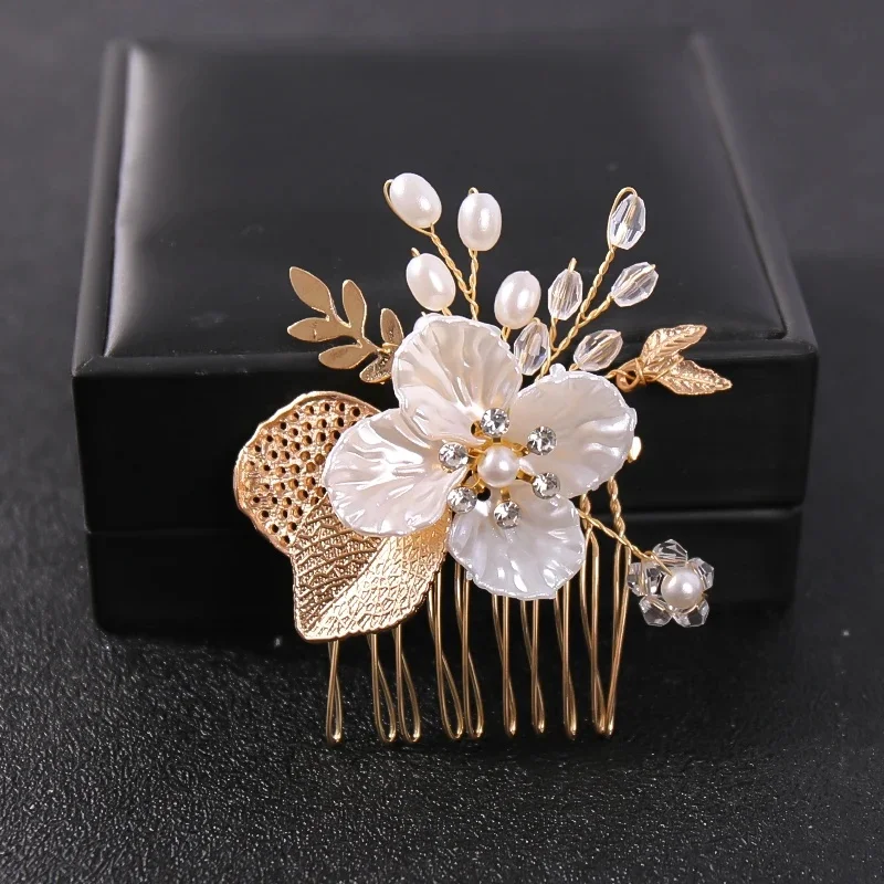 Gold Color Flower Crystal Pearl Wedding Hair Comb Hair Accessories for Bride Women Headpiece Hair Ornaments Jewelry Tiara Gift