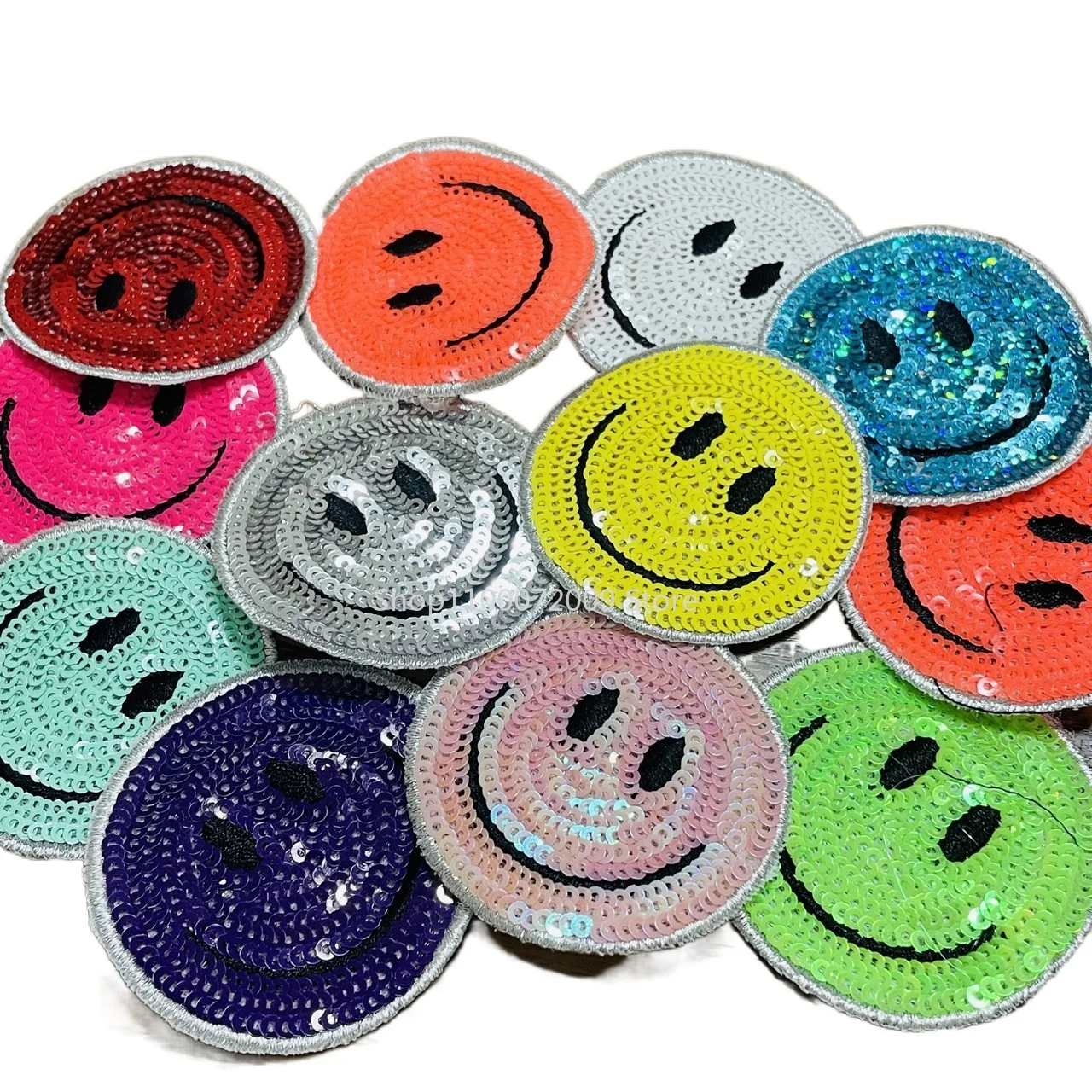 1pcs Smile Patches Sequined Giller Iron on Patch for Clothing Round Sequins Badge Colorful Smile face Applique for DIY Accessory